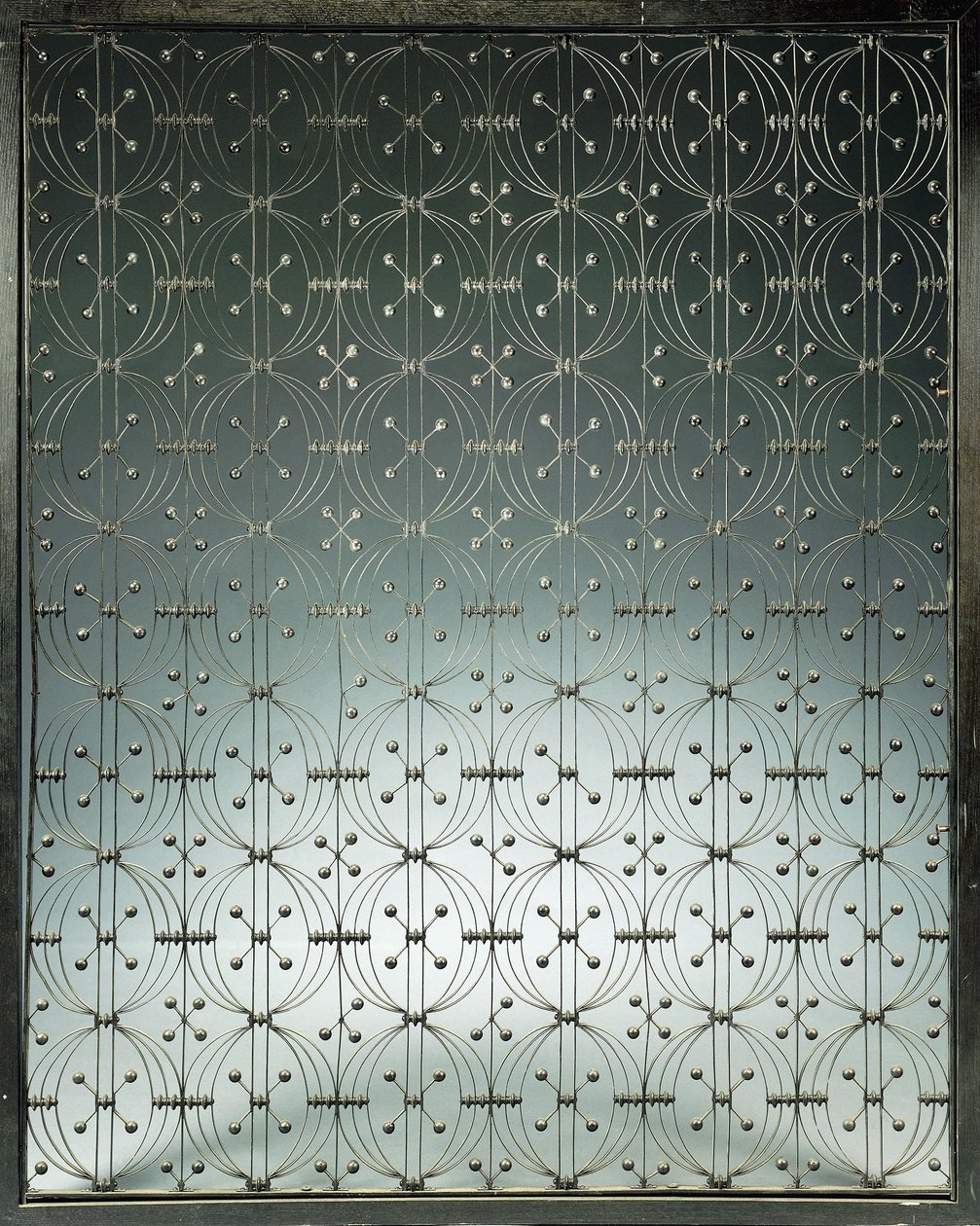 Een Liftrooster, ca. 1893 door Dankmar Adler