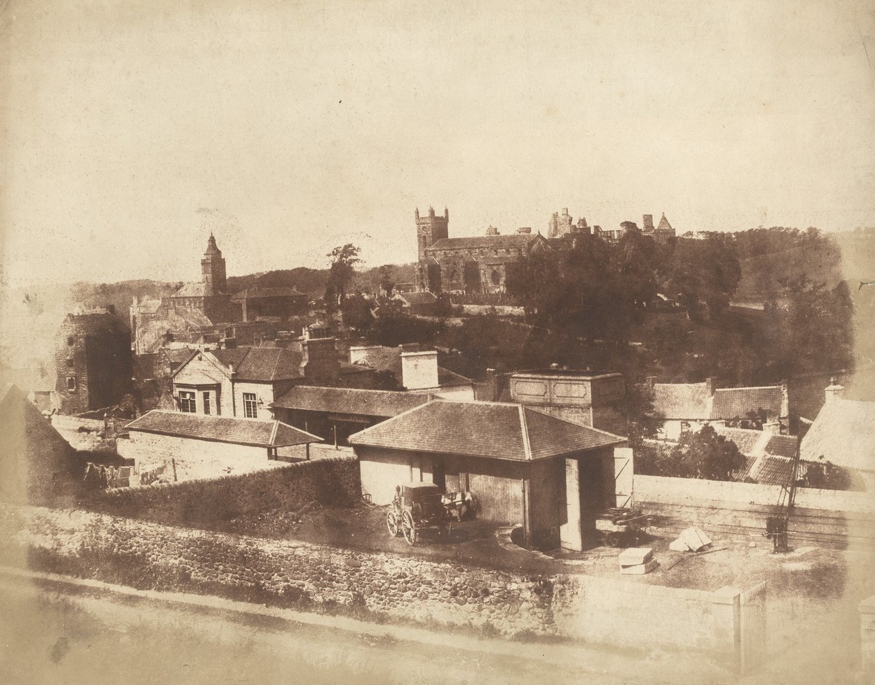 Linlithgow, vanaf het station, met het stadhuis, St. Michael
