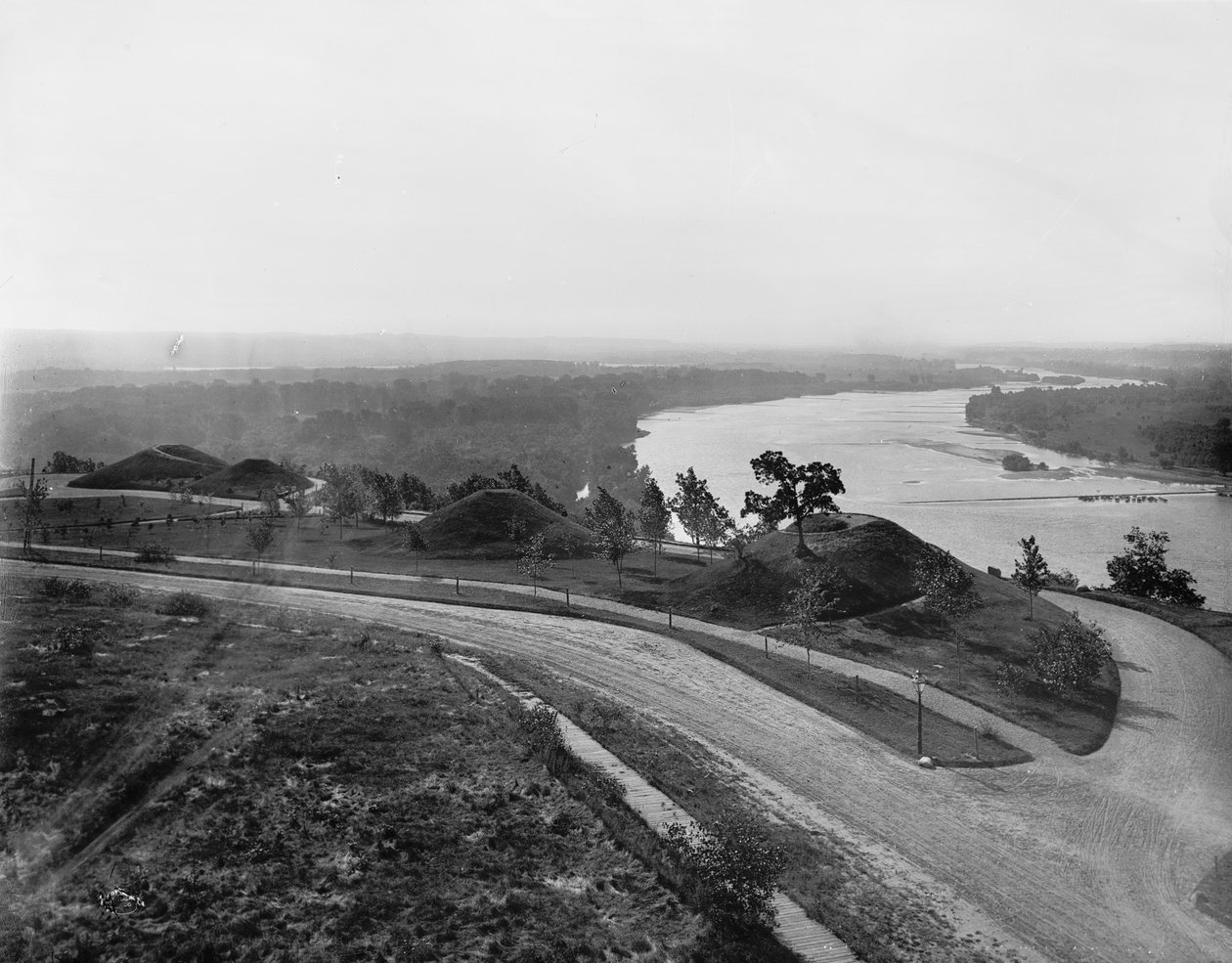 Indian Mound Park, St. Paul, Minnesota, c.1898 door Detroit Publishing Co.