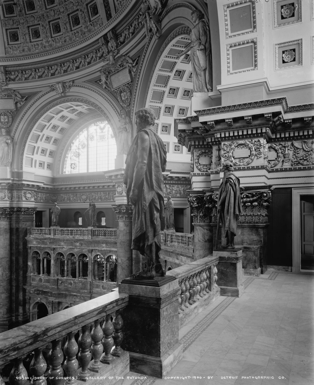 Bibliotheek van het Congres, galerij van de Rotunda, c.1900 door Detroit Publishing Co.