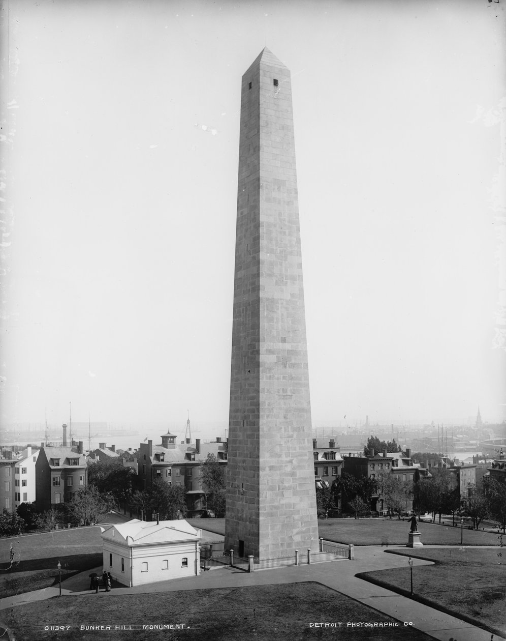 Bunker Hill Monument, Charlestown, Massachusetts, ca. 1890-99 door Detroit Publishing Co.