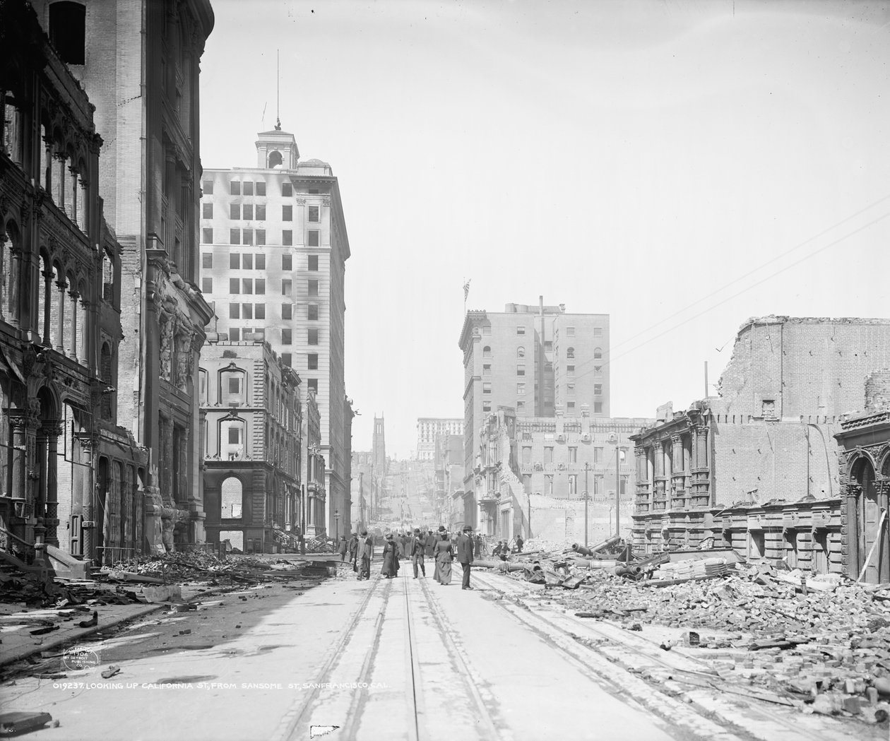 Kijken naar California Street vanaf Sansome Street, San Francisco door Detroit Publishing Co.