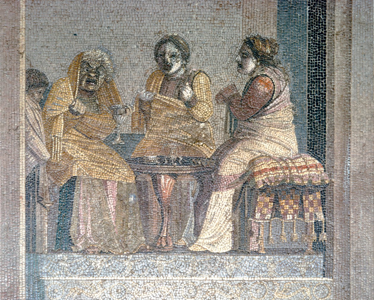 Romeins mozaïek van scène uit toneelstuk met gemaskerde acteurs, Villa van Cicero, Pompeii, 2e eeuw v.Chr. door Dioscurides of Samos