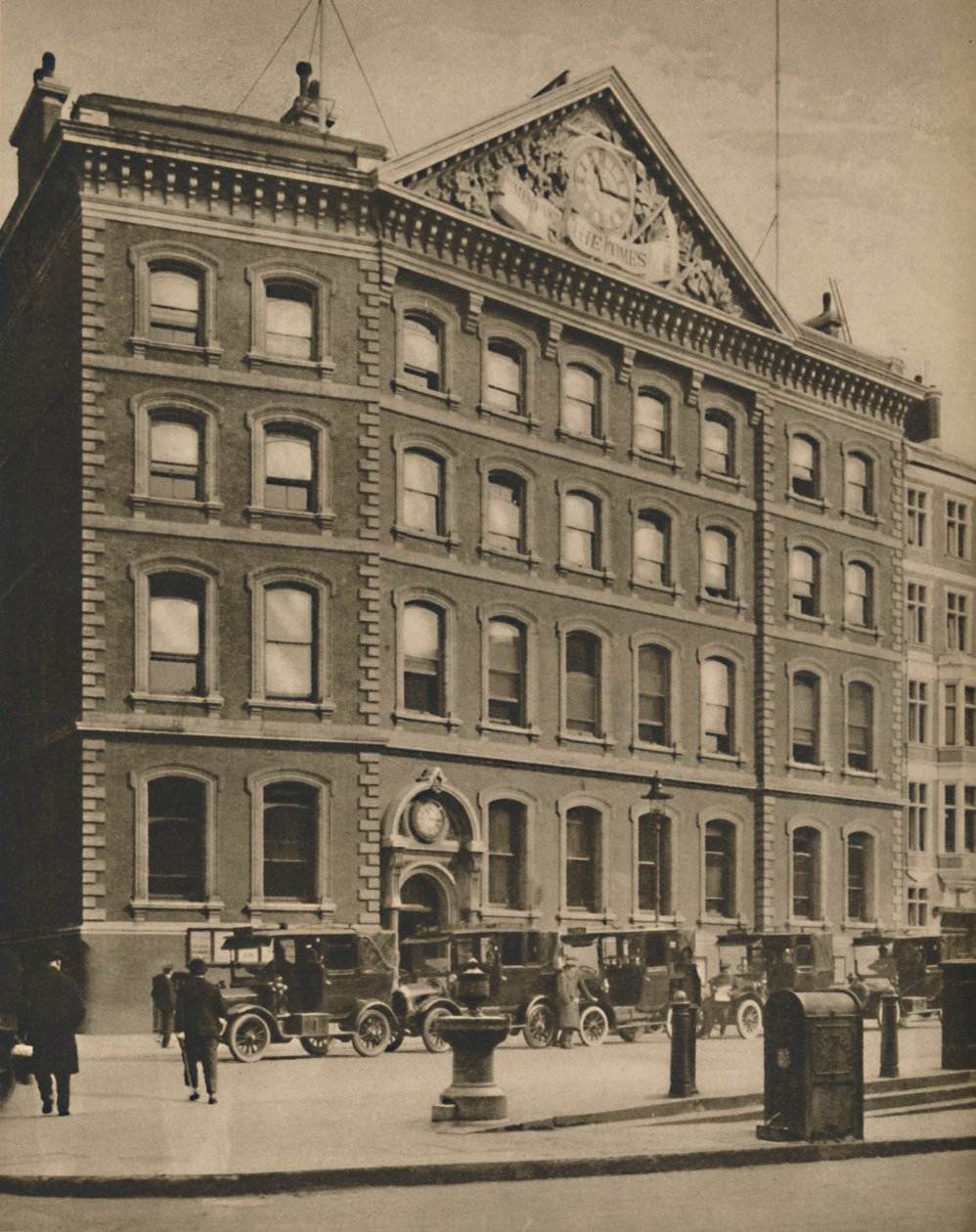 Kantoren van The Times in Queen Victoria Street nabij een historische locatie, ca. 1935 door Donald McLeish