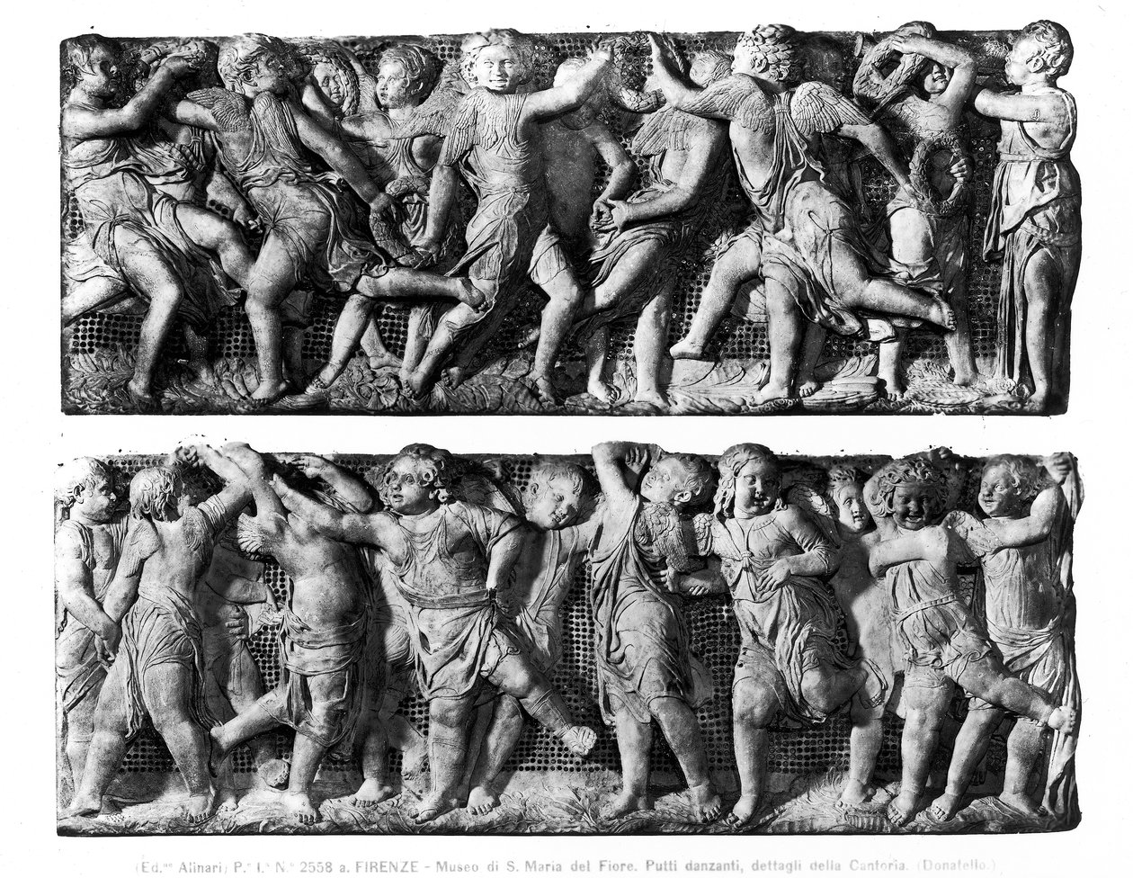 Dansende Putti Paneel, van de Cantoria, van de Zanggalerij van de Duomo (marmer) door Donatello