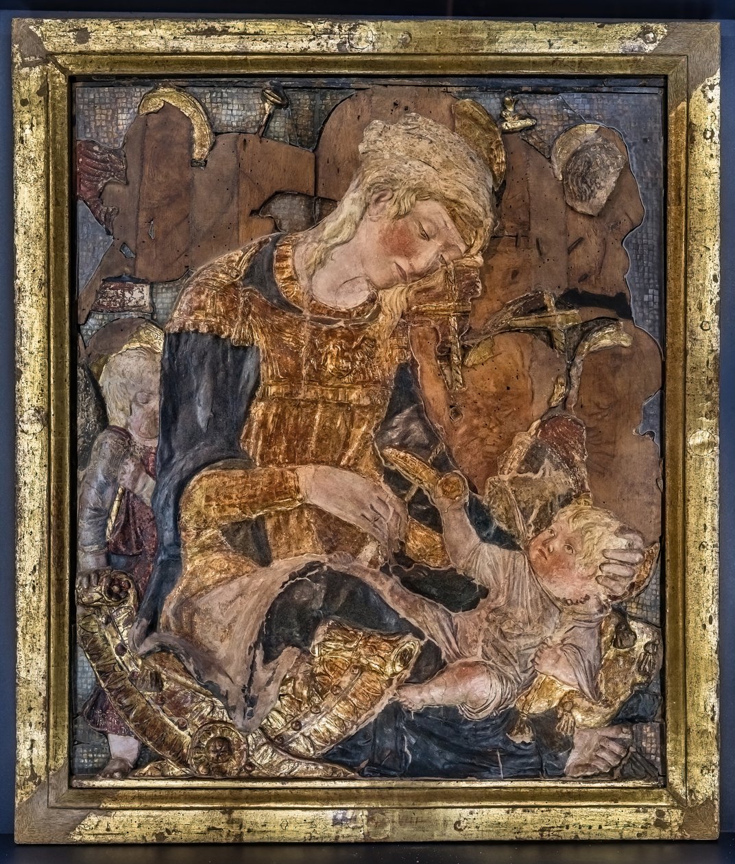 Madonna met kind en engelen, vóór 1443 (polychroom stucwerk) door Donatello