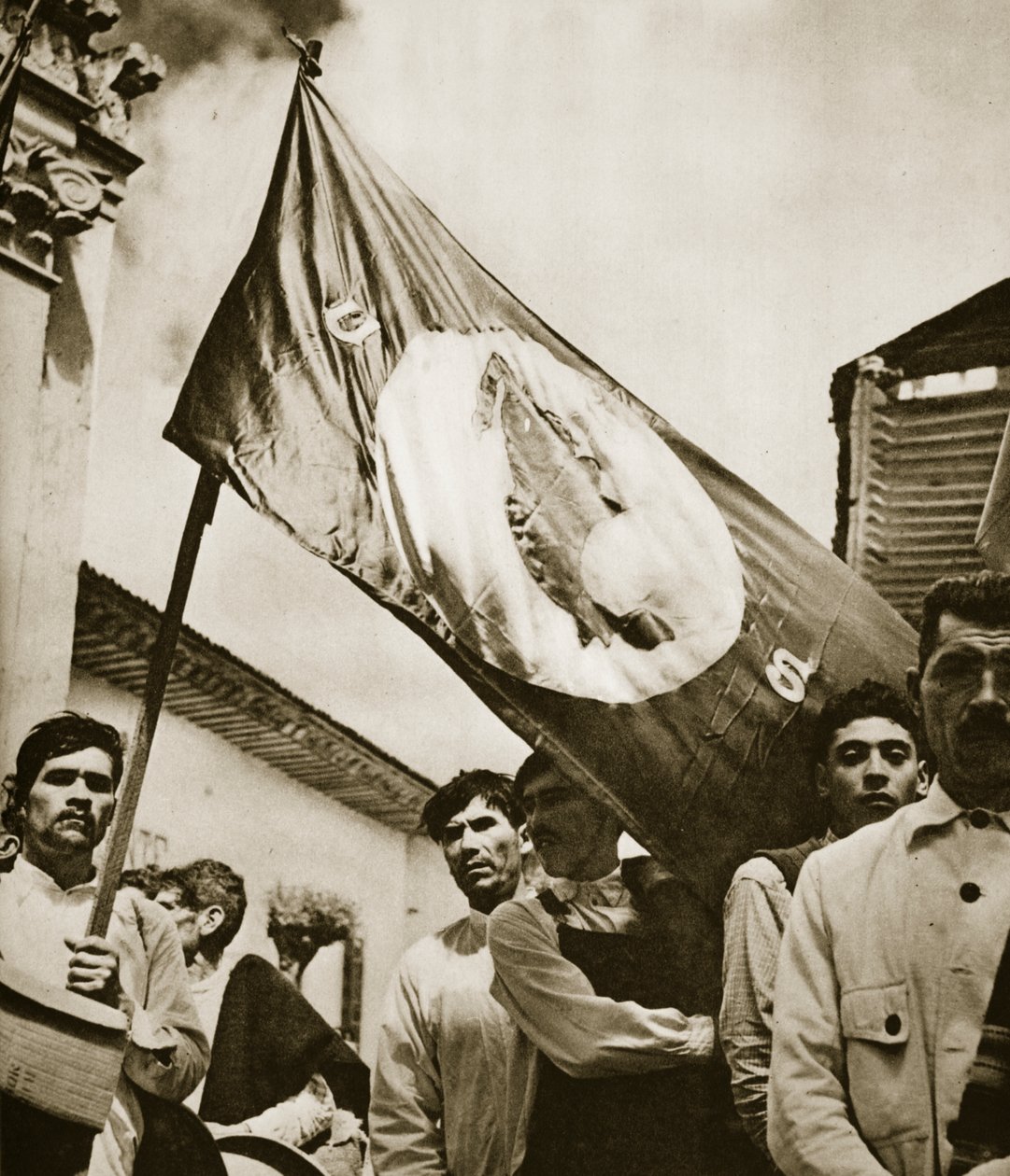 Leden van de Nationale Synarchistische Unie, Mexico, 1930s-40s door Doris Hedyn