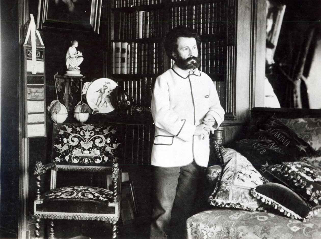 Camille Flammarion (1842-1925) in zijn studeerkamer, 1893 door Dornac