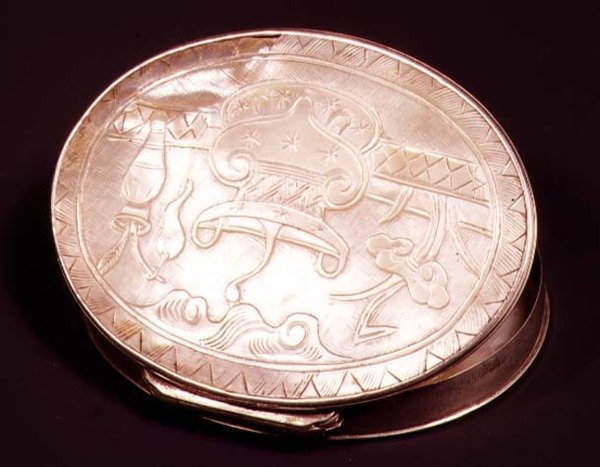 Snuifdoos ingelegd met parelmoer, waarschijnlijk Nederlands, ca. 1750-60 door Dutch School