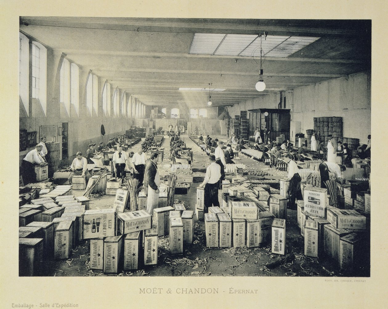 Verpakkingskisten voor verzending, uit La France Vinicole, uitgegeven door Moet & Chandon, Epernay door E.M. Choque