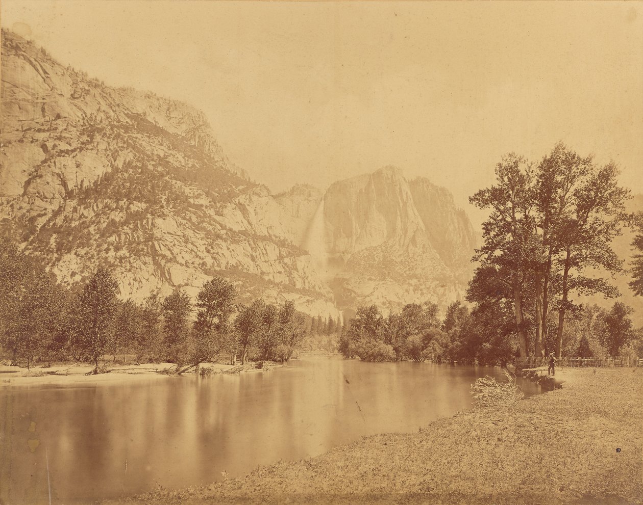 Watervallen van de Yosemite. (Grote grizzlybeer.) 2600 voet waterval. door Eadweard J. Muybridge