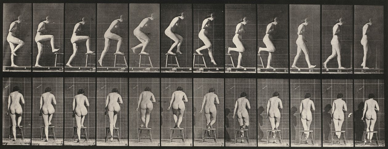 Plaat Nummer 180. Op en over een stoel stappen door Eadweard Muybridge