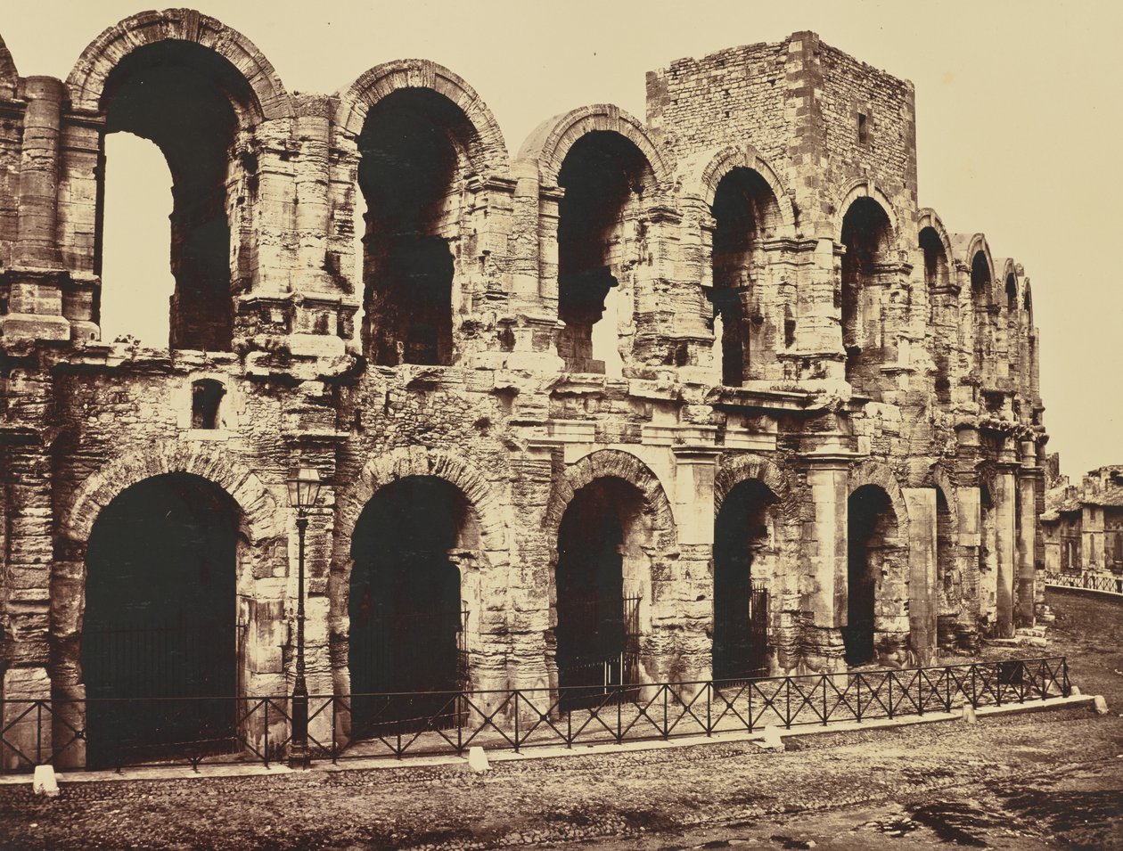 Arles. Amfitheater door Édouard Baldus