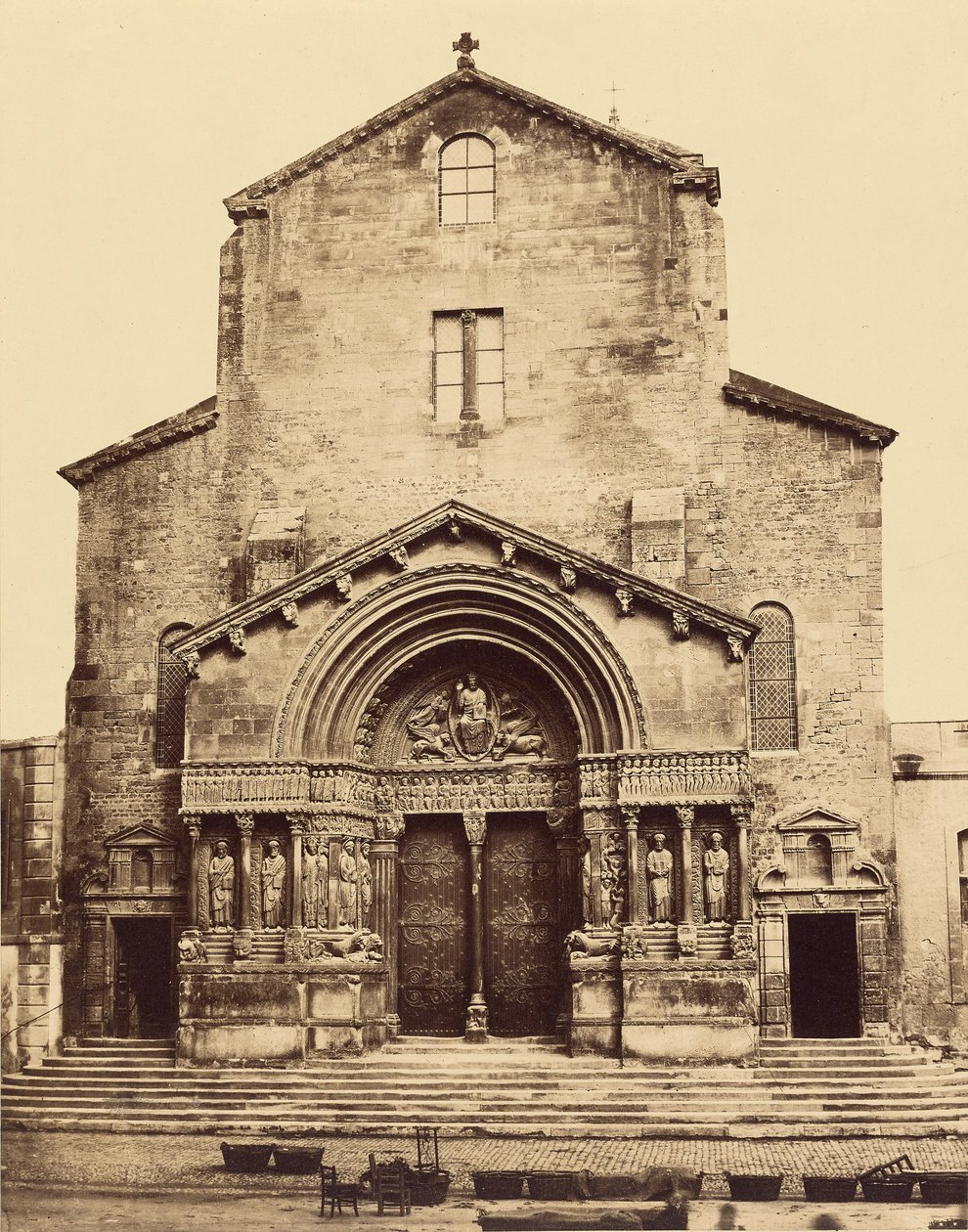 Kerk van Saint-Trophime, Arles door Édouard Baldus