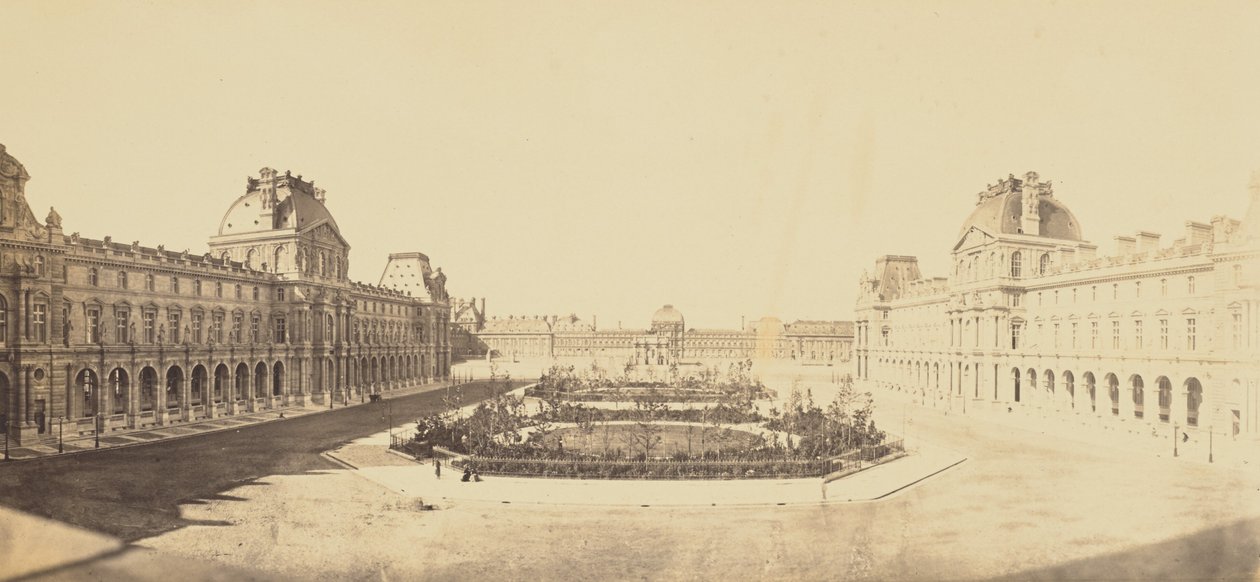[De Cour Napoléon gezien in de richting van de Tuilerieën, Louvre, Parijs] door Édouard Baldus