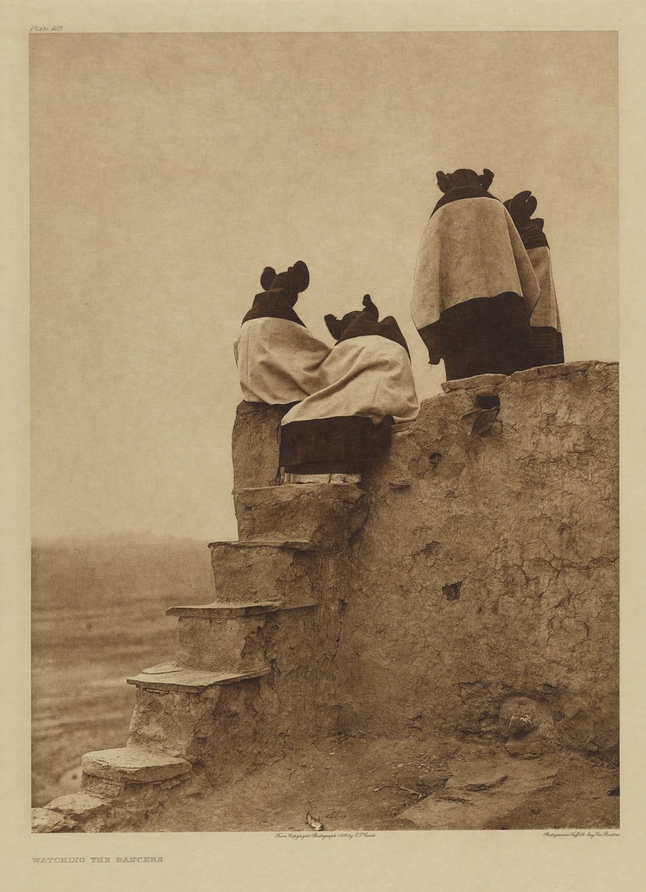 De dansers bekijken door Edward S. Curtis