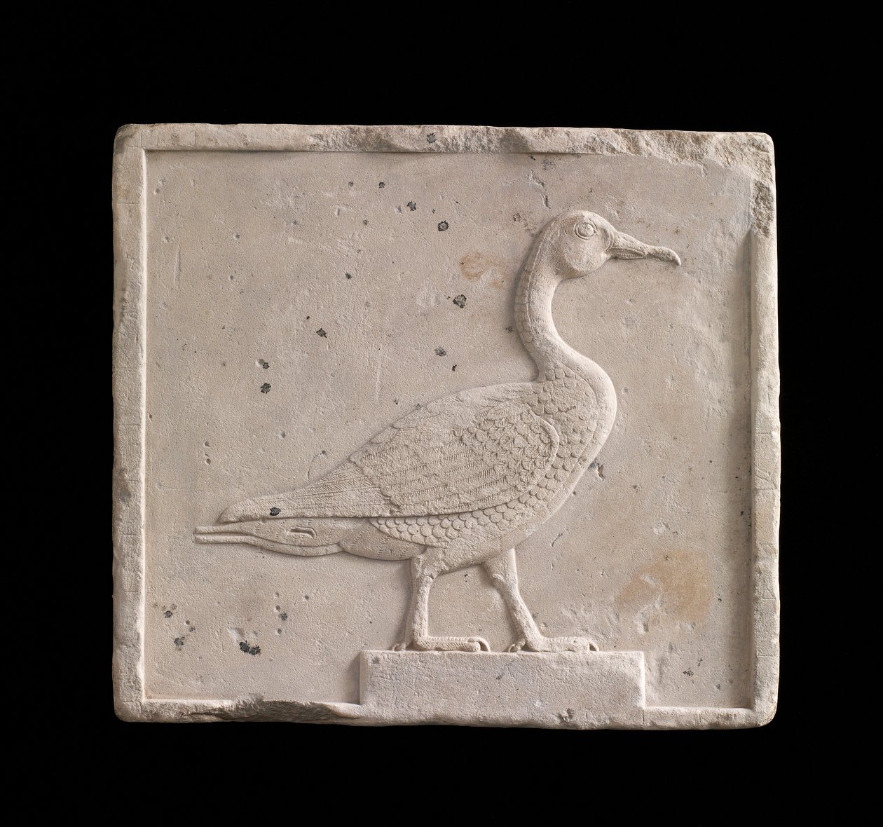 Plaquette met een gans, 26e Dynastie of Saïtische periode, 664-525 v.Chr. of later kalksteen door Egyptian 26th Dynasty