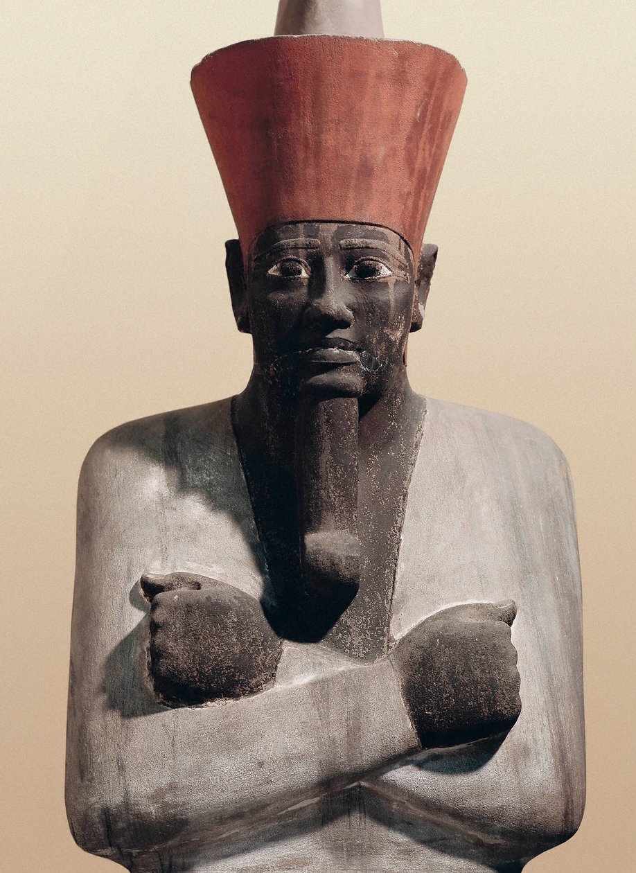 Standbeeld van Mentuhotep II (beschilderd zandsteen) door Egyptian 11th Dynasty