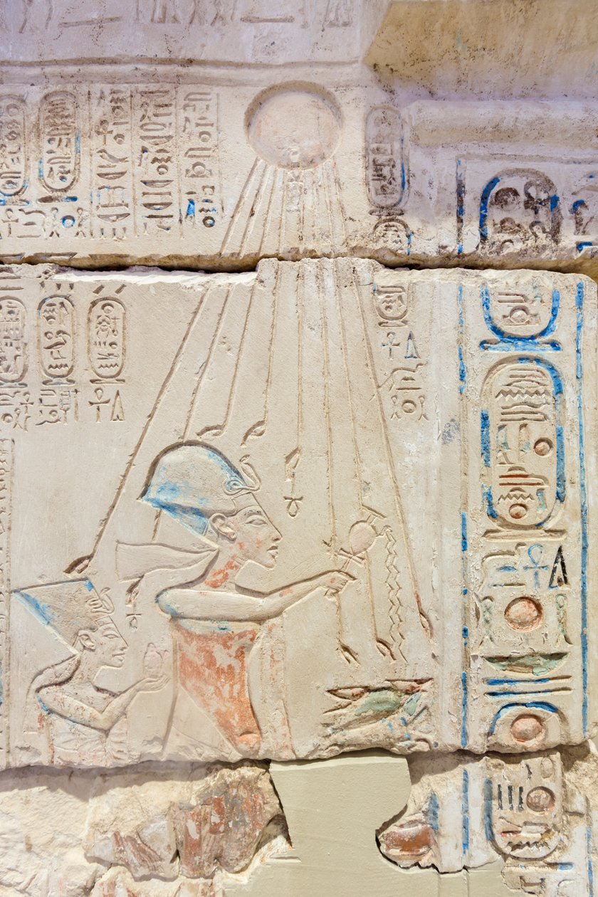 Gevel van een heiligdom, detail door Egyptian 18th Dynasty