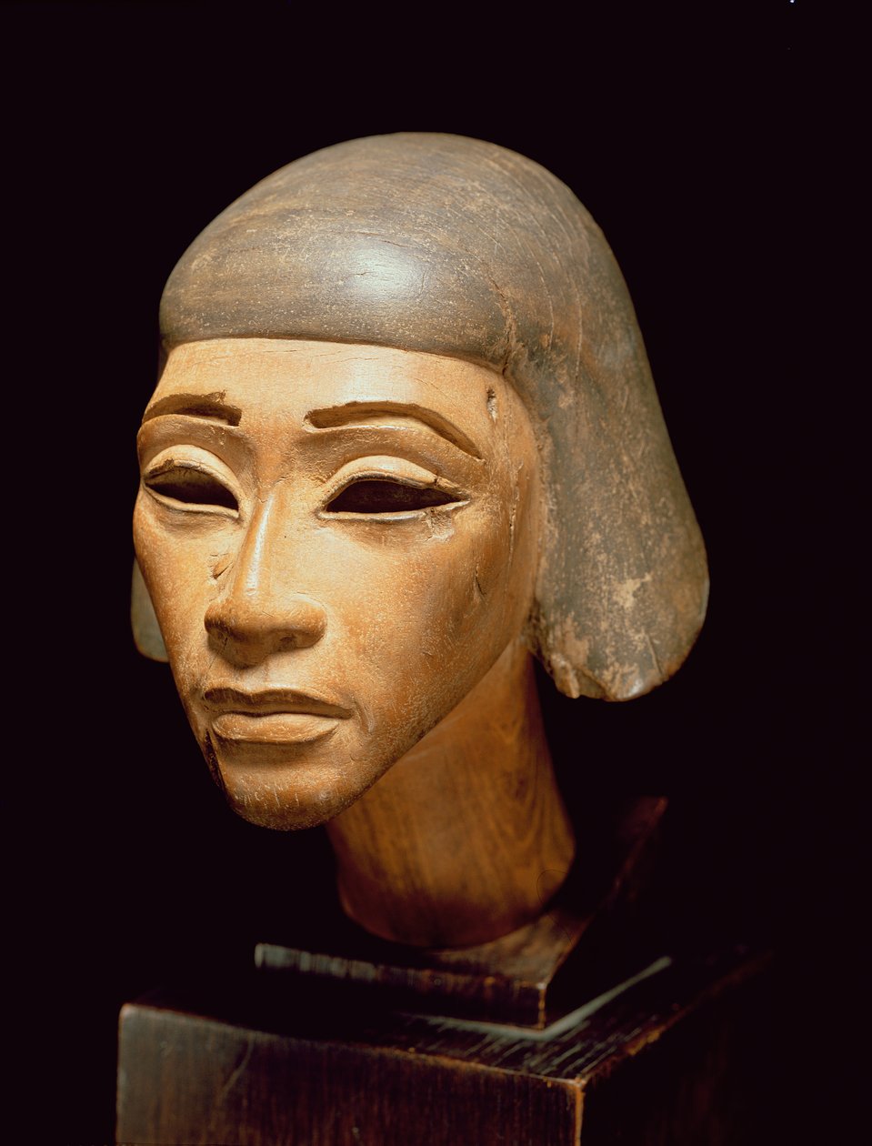 Hoofd van een harpist, uit Tell El-Amarna, ca. 1370-1360 v.Chr. door Egyptian 18th Dynasty