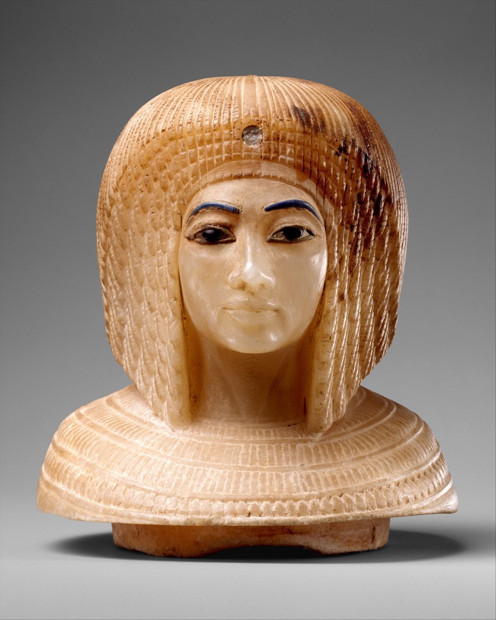 Deksel in de vorm van het hoofd van een koninklijke vrouw, ca. 1349-1336 v.Chr. (travertijn, blauw glas, obsidiaan) door Egyptian 18th Dynasty