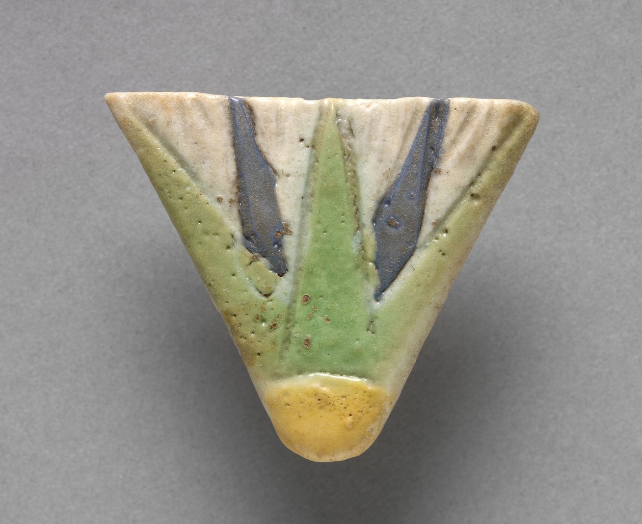 Lotusbloem Halsketting Terminal, ca. 1391-1337 v.Chr. door Egyptian 18th Dynasty