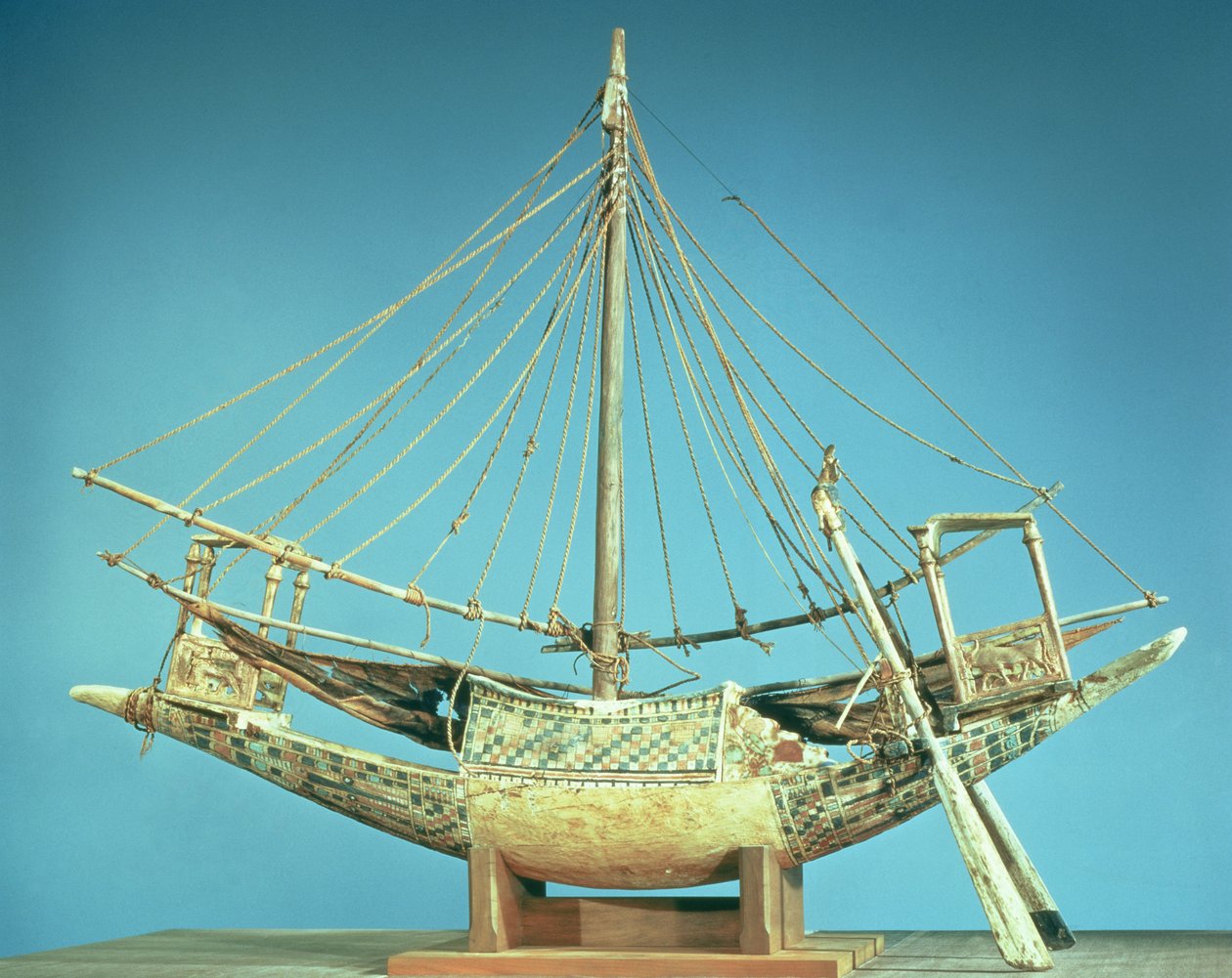 Model van een van de boten van de farao, uit het graf van Toetanchamon door Egyptian 18th Dynasty