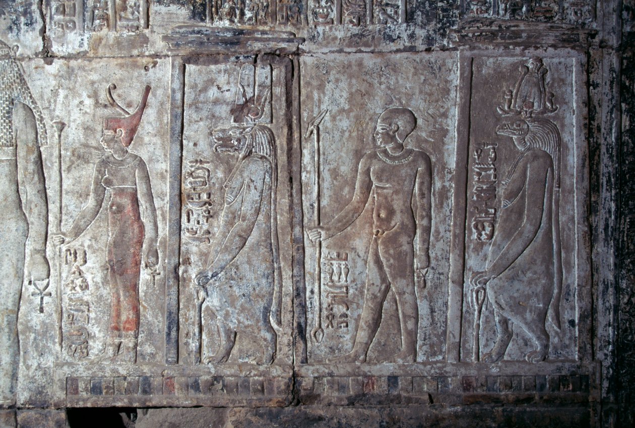 Reliëf met Neith, Opet, Hor Hijen en Hirent, Dodentempel van Hatsjepsoet, Deir el-Bahari, Thebaanse Necropolis (UNESCO Werelderfgoedlijst) door Egyptian 18th Dynasty