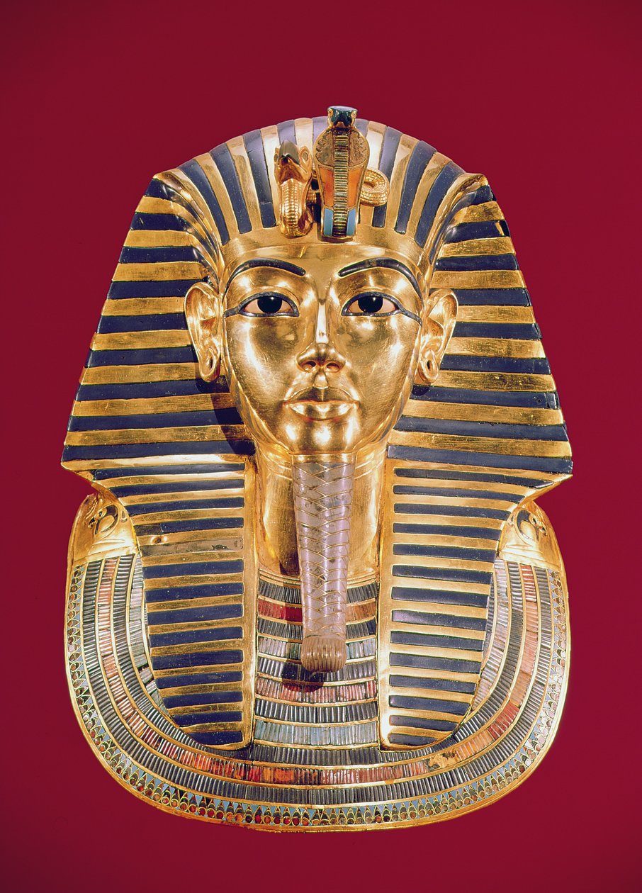 Het dodenmasker van Toetanchamon (ca. 1370-1352 v.Chr.) ca. 1336-1327 v.Chr., Nieuwe Koninkrijk (goud ingelegd met halfedelstenen) door Egyptian 18th Dynasty
