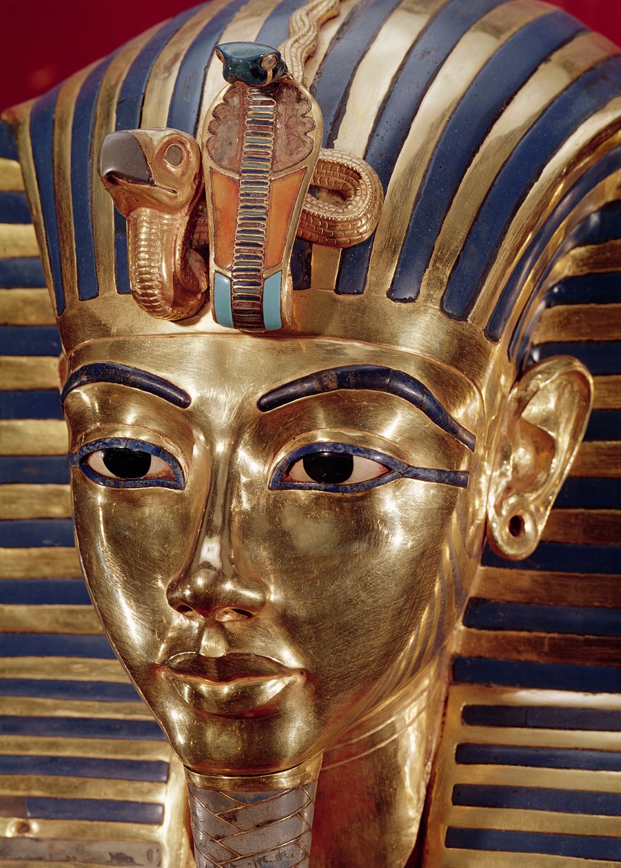 Het gouden masker, uit de Schat van Toetanchamon (ca. 1370-52 v.Chr.) ca. 1340 v.Chr. door Egyptian 18th Dynasty