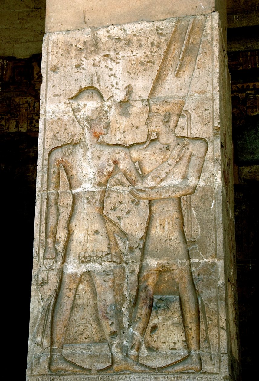 Oude Egyptische kunst: Laag reliëf op de zuil van de tempel van Sethi I door Egyptian 19th Dynasty