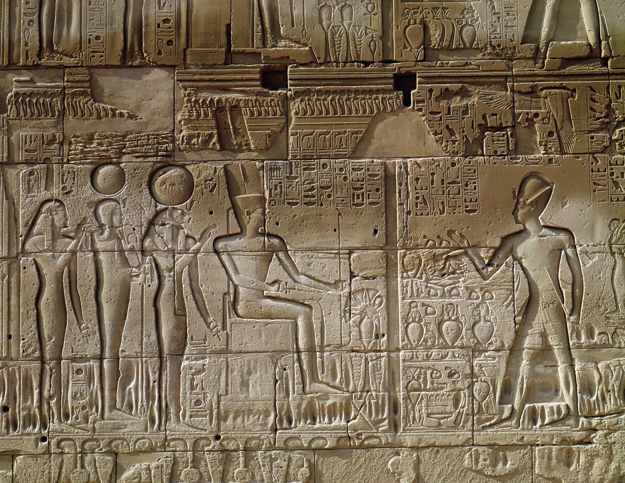 Reliëf met Seti I die een offer brengt aan Amon, uit de noordelijke buitenmuur van de Hypostyle Zaal door Egyptian 19th Dynasty