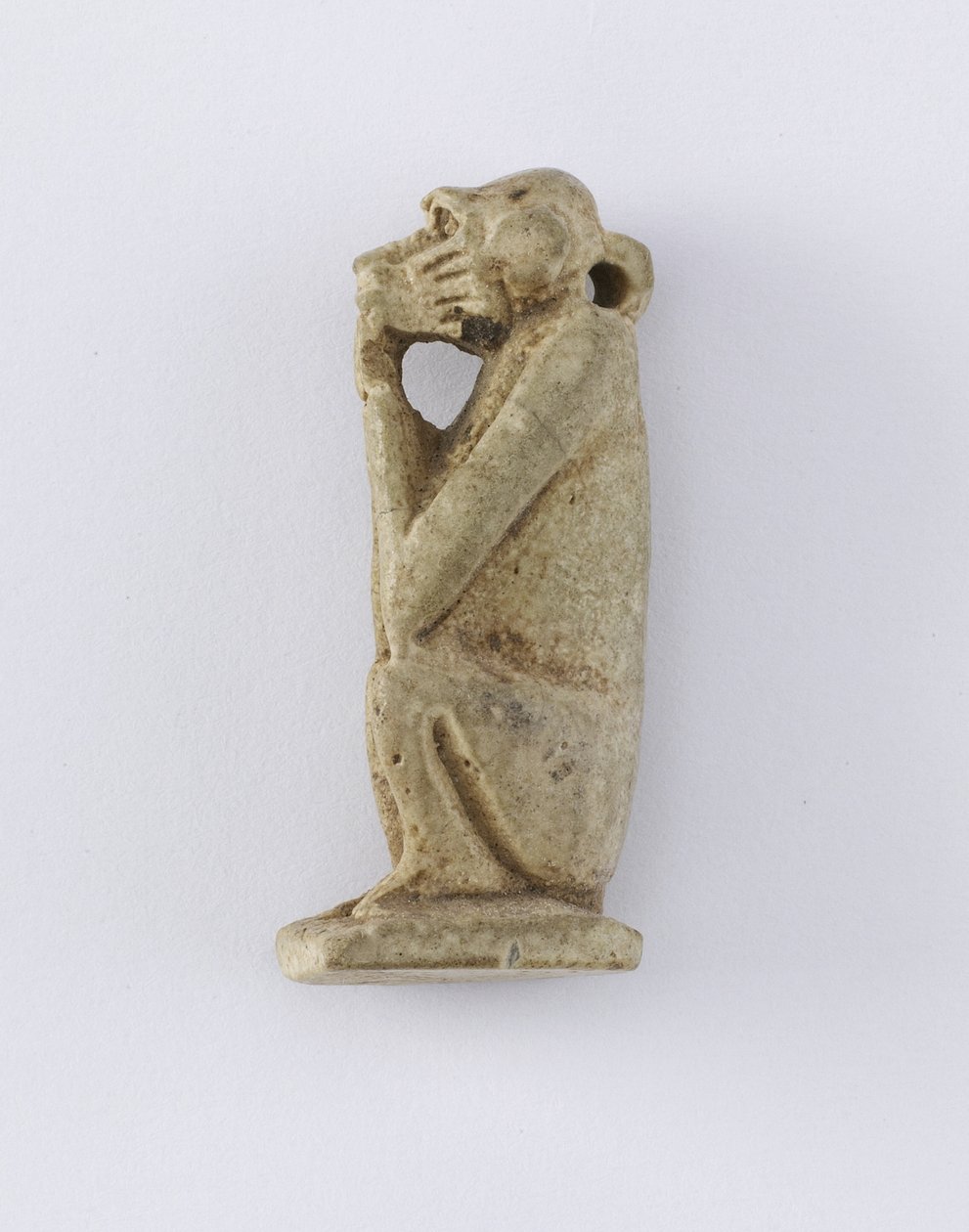 Zittende aap, Nieuwe Koninkrijk, ca. 1292-1190 v.Chr. door Egyptian 19th Dynasty