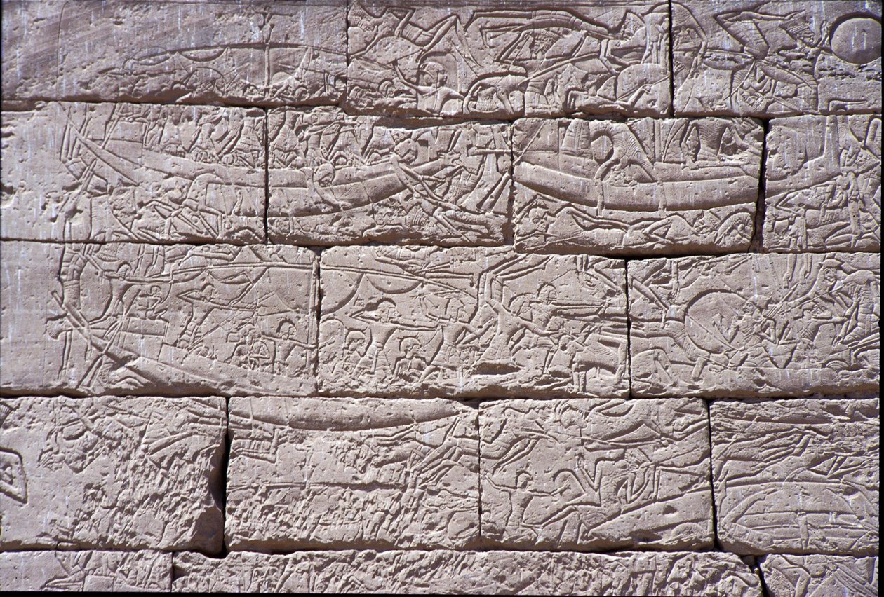 Het zeevolk, zeeslag van Ramses III, Medinet Habu, 1195-64 v.Chr. door Egyptian 20th Dynasty