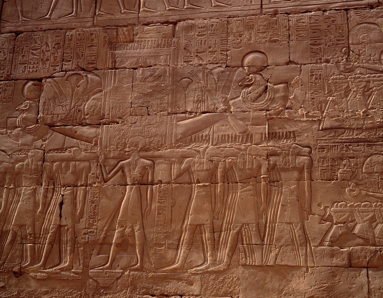 Egyptische oudheid: reliëf van de tempel van Karnak (Karnac), Luxor, Egypte door Egyptian Egyptian