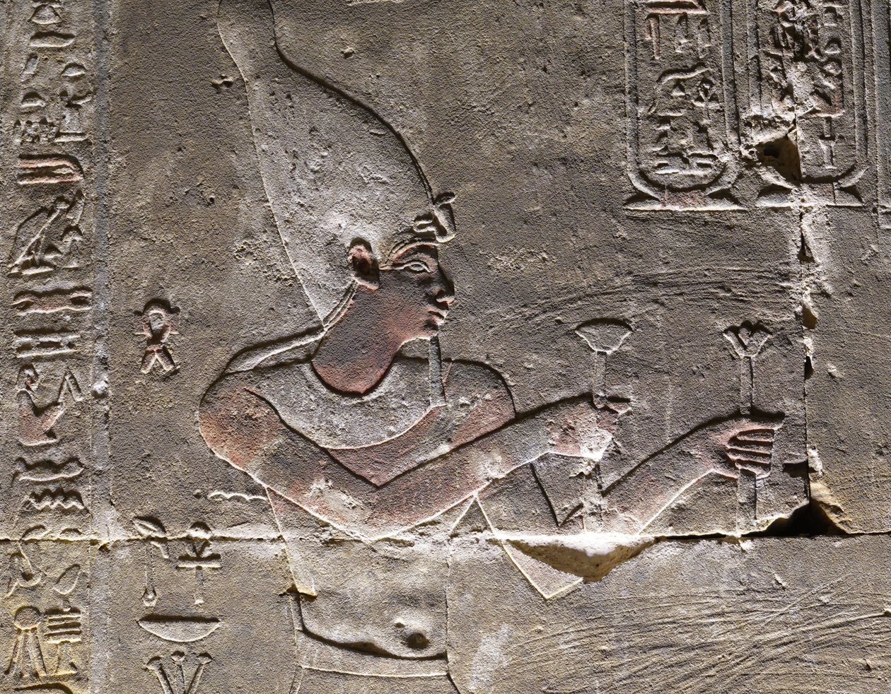 De Farao met de Hedjet, Tempel van Horus in Edfu door Egyptian Egyptian