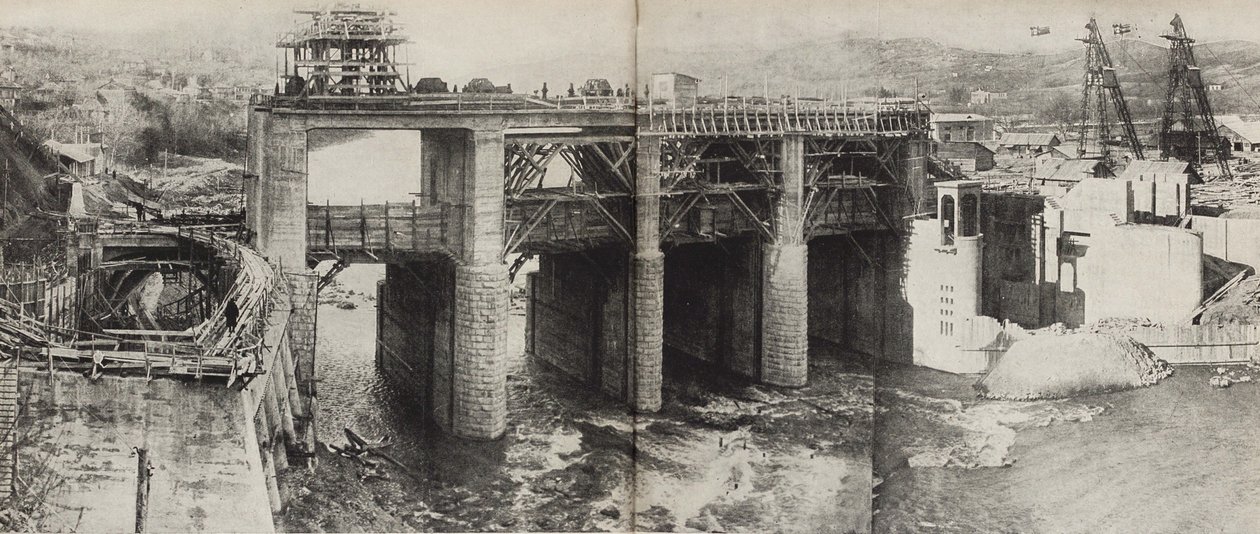 Rioni Waterkrachtcentrale. Illustratie uit USSR bouwt socialisme, 1933 door Eliezer Markowich Lissitzky