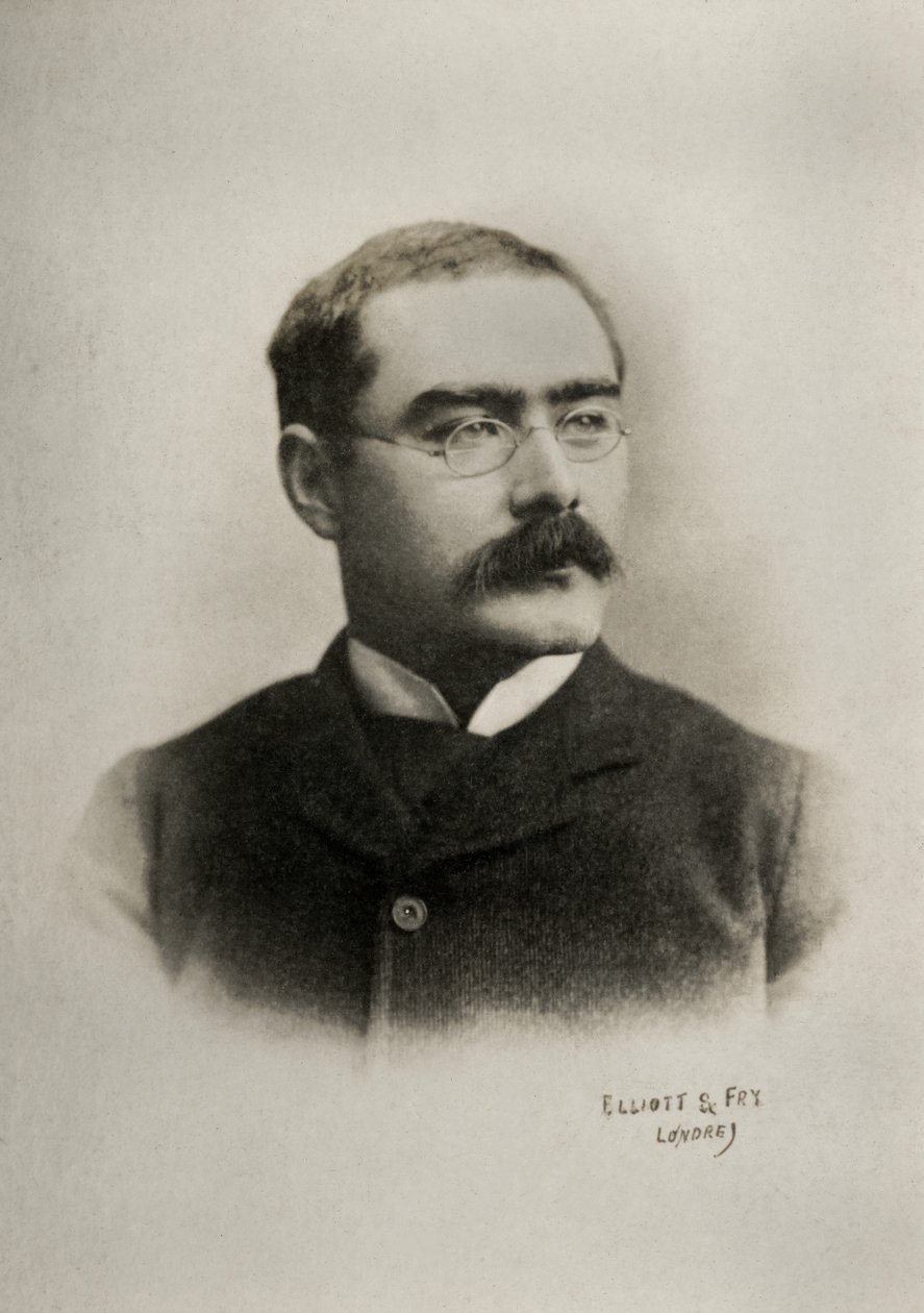 Portret van de Engelse schrijver Rudyard Kipling (foto) door Elliott & Fry Photography Studio