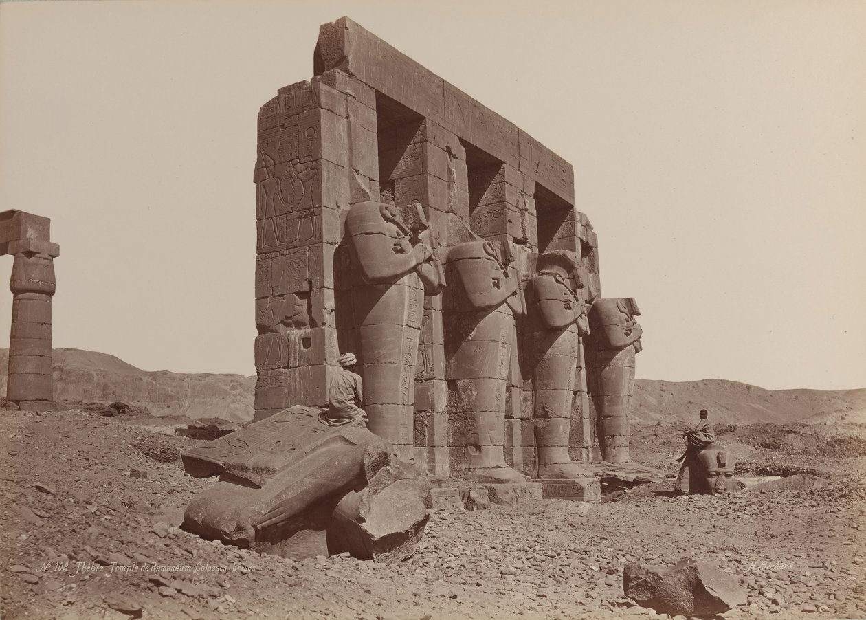 Thebe, Tempel van Ramasseum, Gebroken Kolossen door Émile Béchard