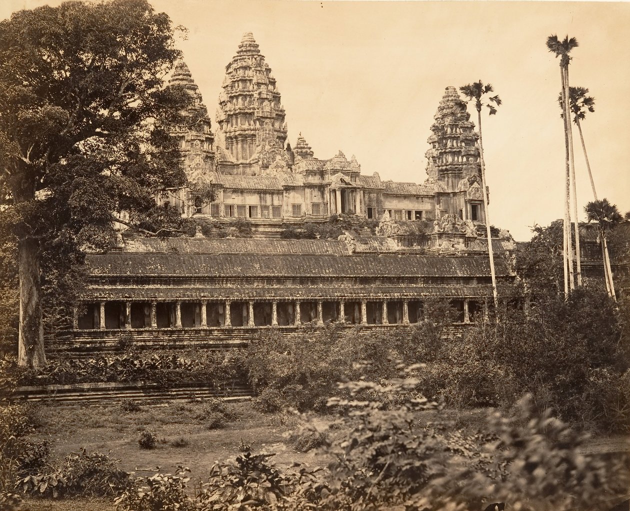 Noordgevel van de Grote Pagode, 1866 door Emile Gsell