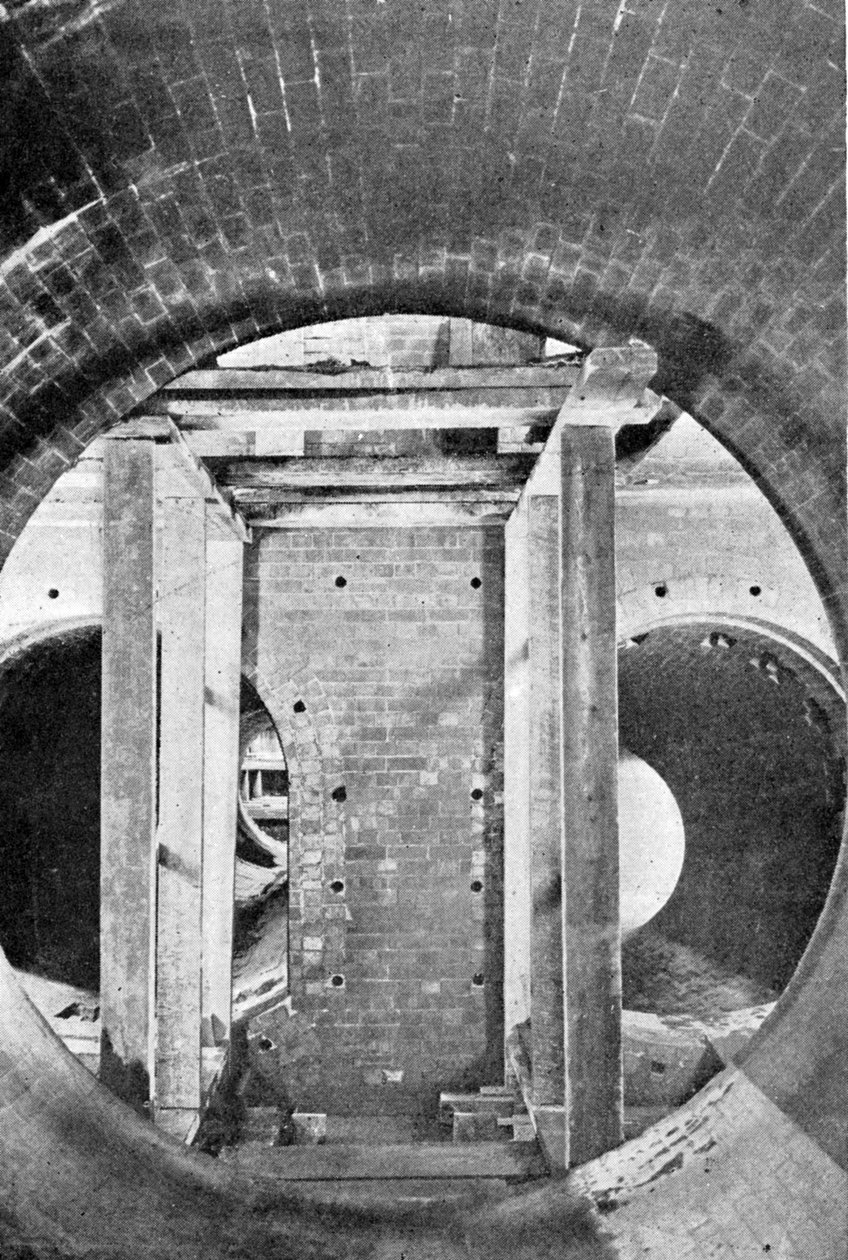 Kruising van het Hoofd Bow en Victoria Park Riool, illustratie uit The King, 1 juni 1901 door English Photographer