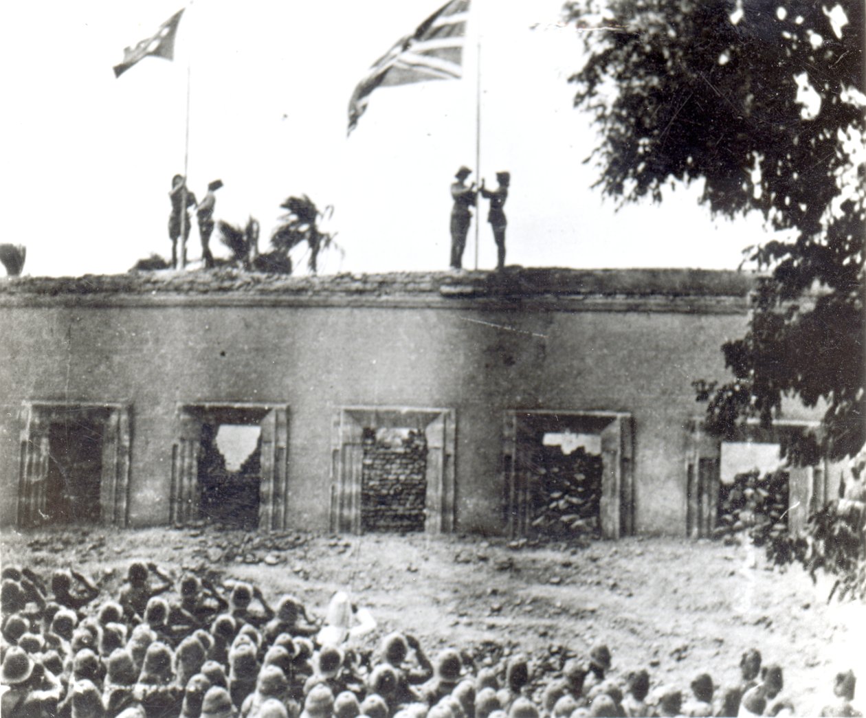 Herdenkingsdienst voor generaal Charles George Gordon, Khartoem, 4 september 1898 door English Photographer