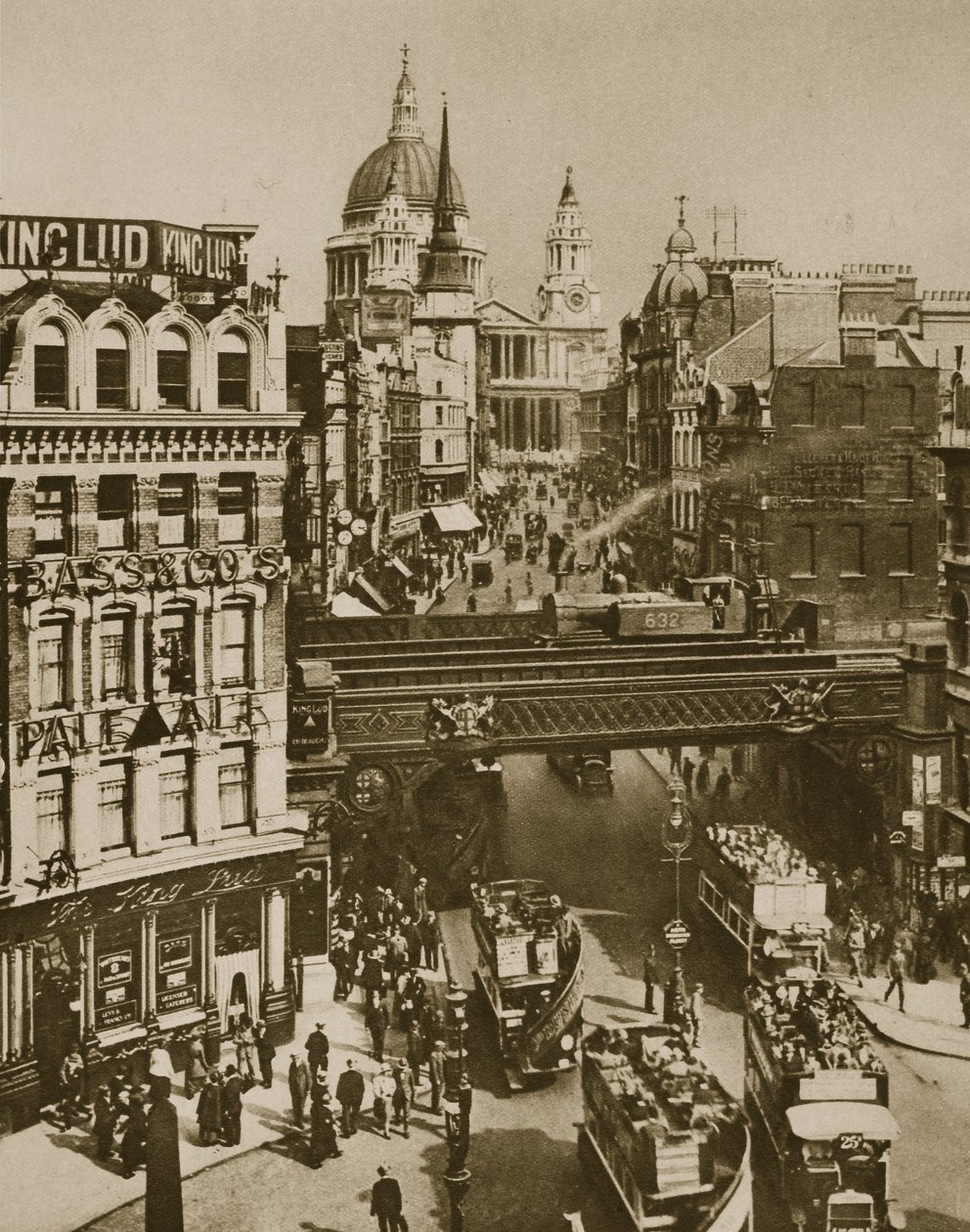 Spits van St. Martins Ludgate en St. Paul