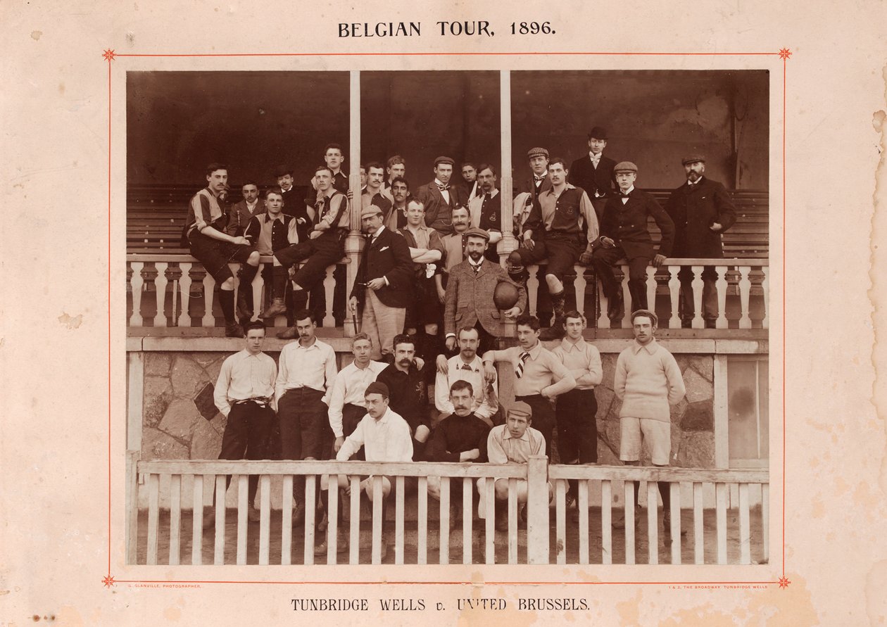 Tunbridge Wells en United Brussels, tijdens een rondreis door België, 1896 door English Photographer