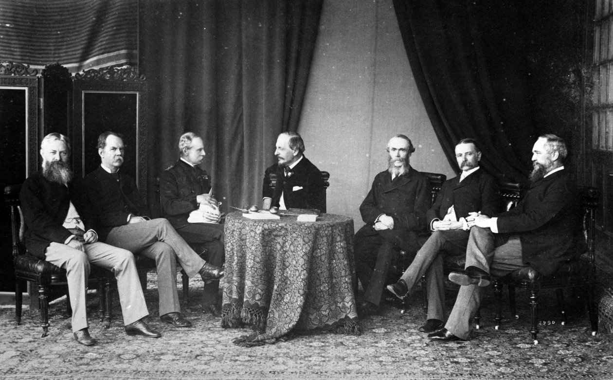 Onderkoning Lord Dufferin, Lord Roberts van Kandahar en Raad, ca. 1884-88 door English Photographer