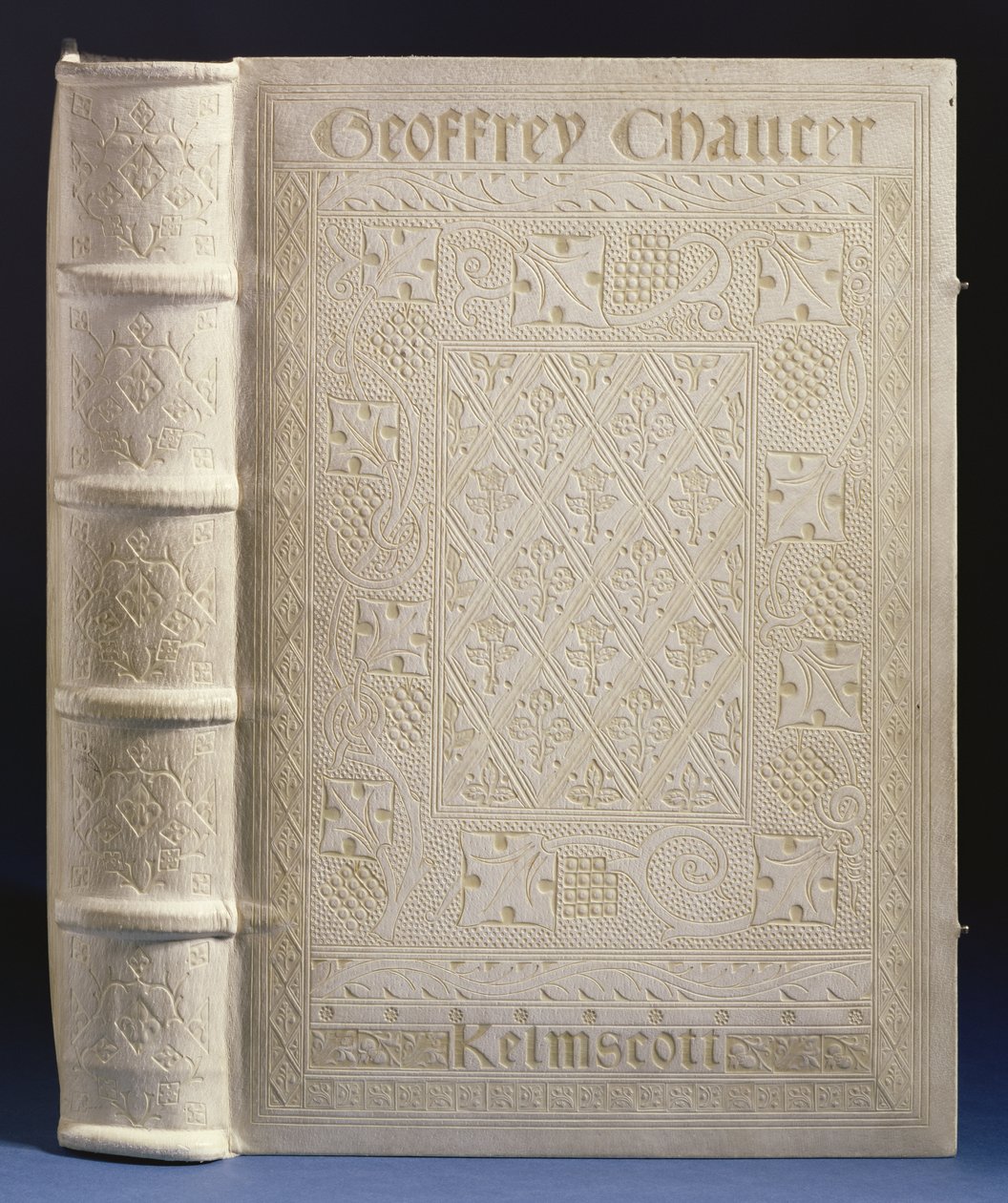 21.M.1 Binding door Doves Bindery voor de Kelmscott Chaucer, 1896 door English School