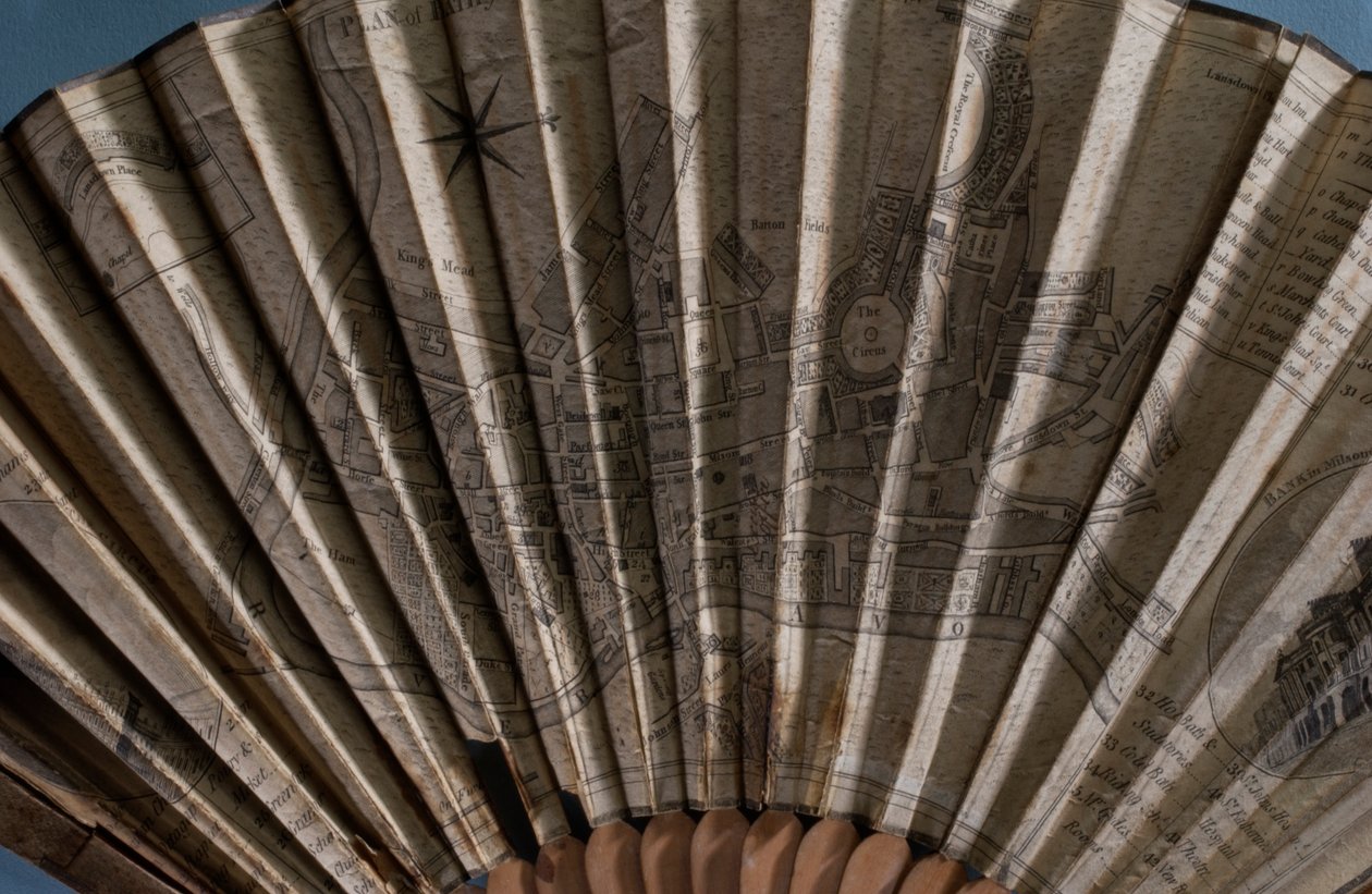 (detail) van een waaier met een kaart van Bath, c.1790 door English School