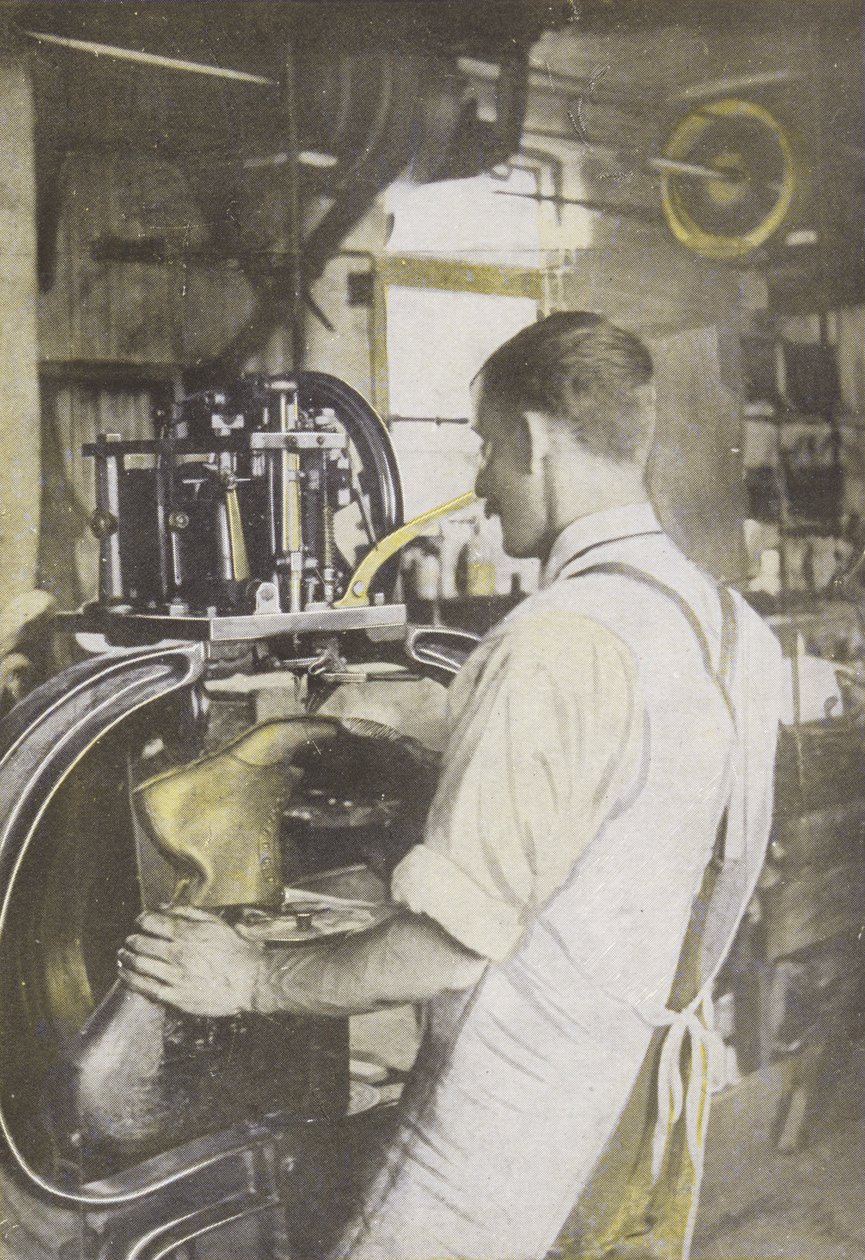 Een schoenmaker door English Photographer