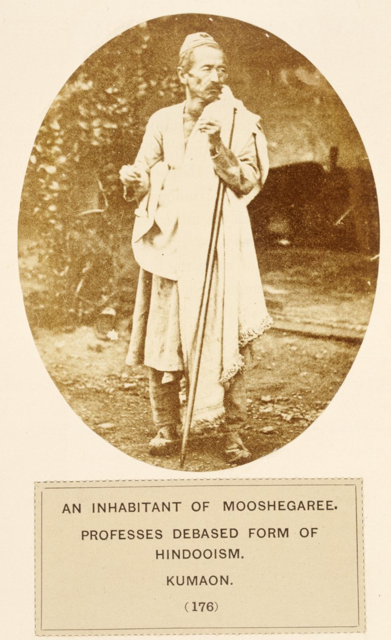 Een inwoner van Mooshegaree, belijdt een verlaagde vorm van Hindoeïsme, Kumaon, uit Het Volk van India, door J. Forbes Watson, gepubliceerd 1868 door English Photographer