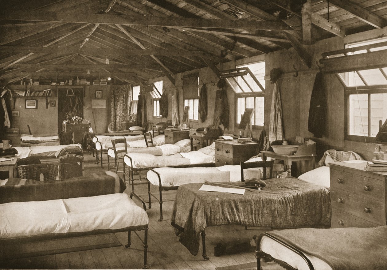 Een van de slaapkamers, Donington Hall, illustratie uit Duitse Gevangenen in Groot-Brittannië door English Photographer